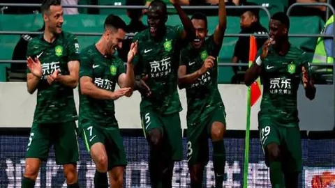 荷兰国脚马特森成就国家队第三人荣耀，非荷俱乐部处子战破门成焦点