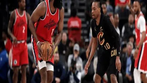 小新脱口秀：冰球馆里的洗衣奇遇